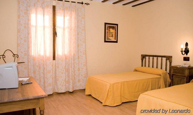 Hotel A Posada Tembleque Room photo